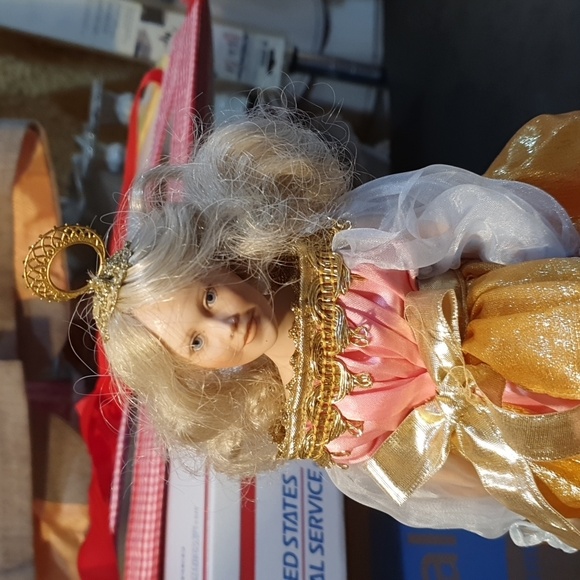 Christmas angel tree topper - Picture 2 of 9